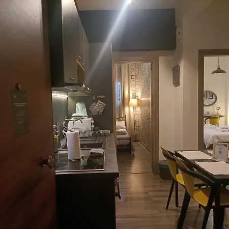 Appartamento Kallimarmaro Cozy Atene